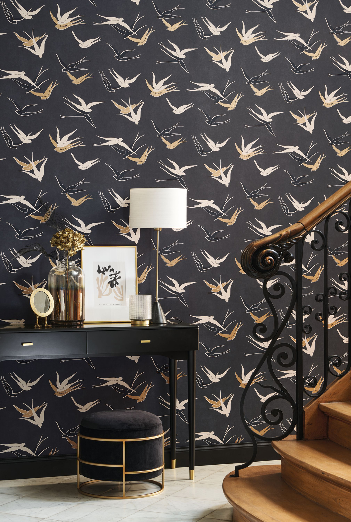 Papier peint Oiseau Hirondelle Swallow noir doré - Twenties de Casadéco | Réf. TWNT88639595