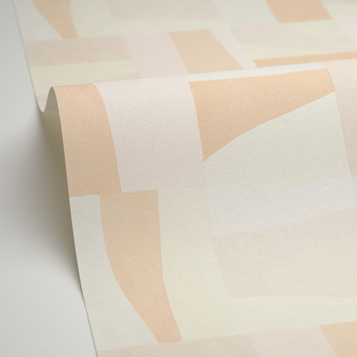 Papier peint Géométrique Aix beige rosé - Azur de Casélio AMBV | Réf. AZU105461152
