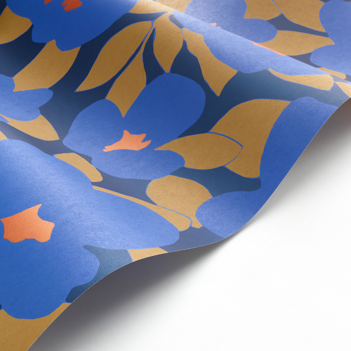 Papier peint 70s Flower Power bleu indigo - Iconic de Casadéco AMBV | Réf. CONI88396404
