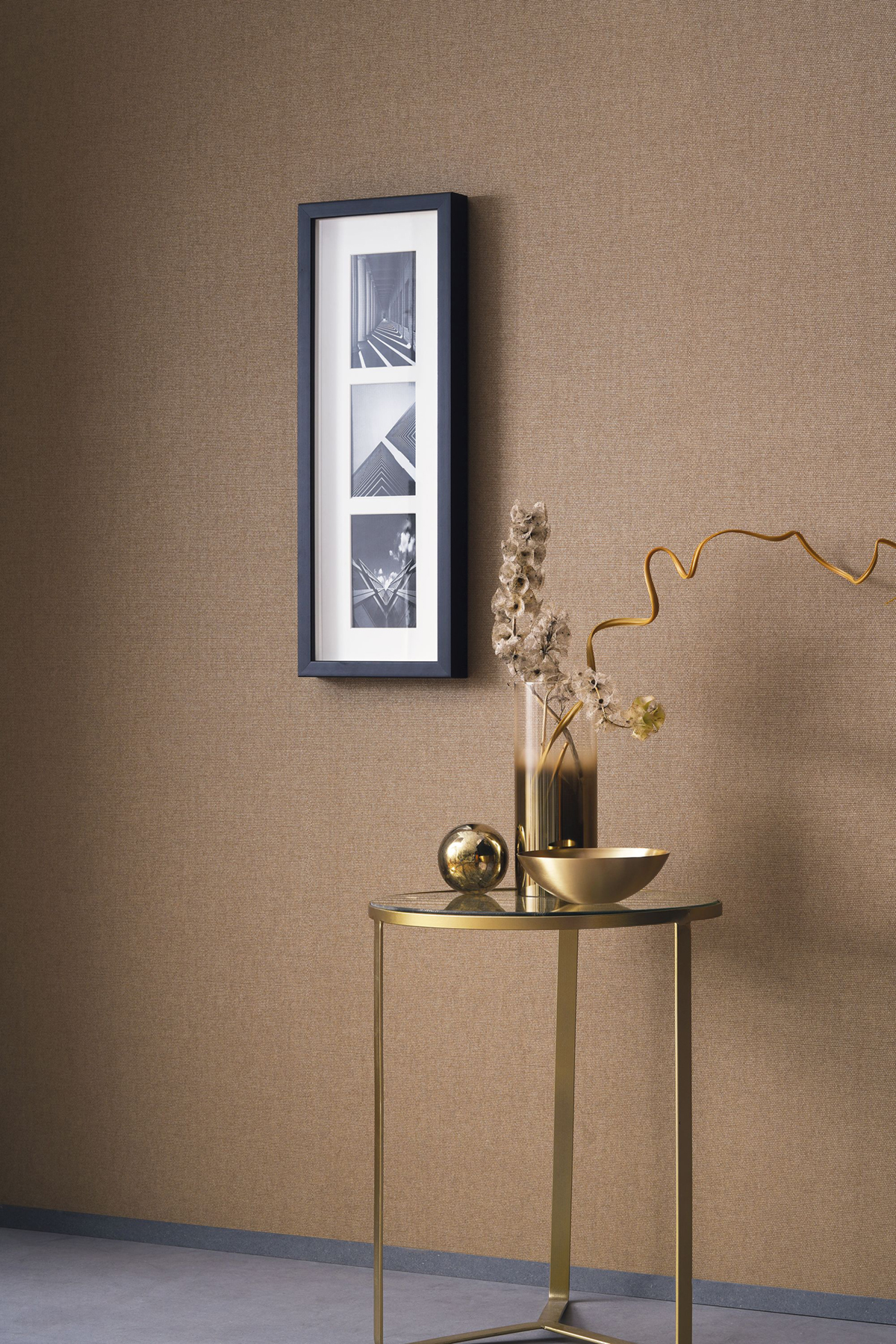 Papier peint Faux Uni Pois camel irisé - Derby de Casadéco | Réf. DERB82072461