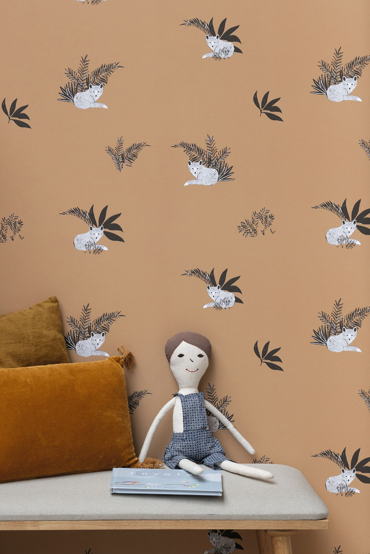 Papier peint Renard Contempler camel - Autour du Monde de Casélio AMB3 | Réf. ADM103532026