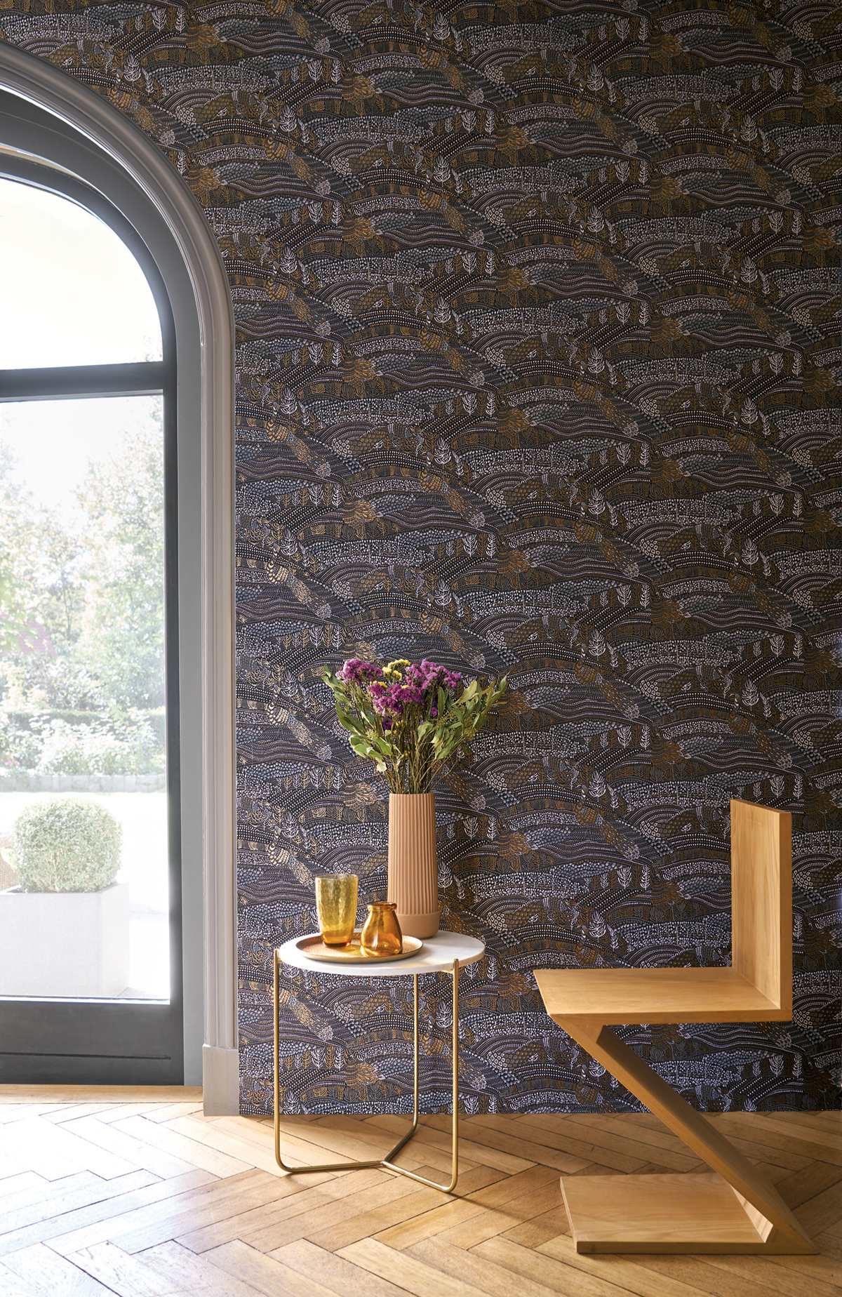 Papier peint ethnique Paon Eden noir - Blossom de Casamance | Réf. CAS-74330493