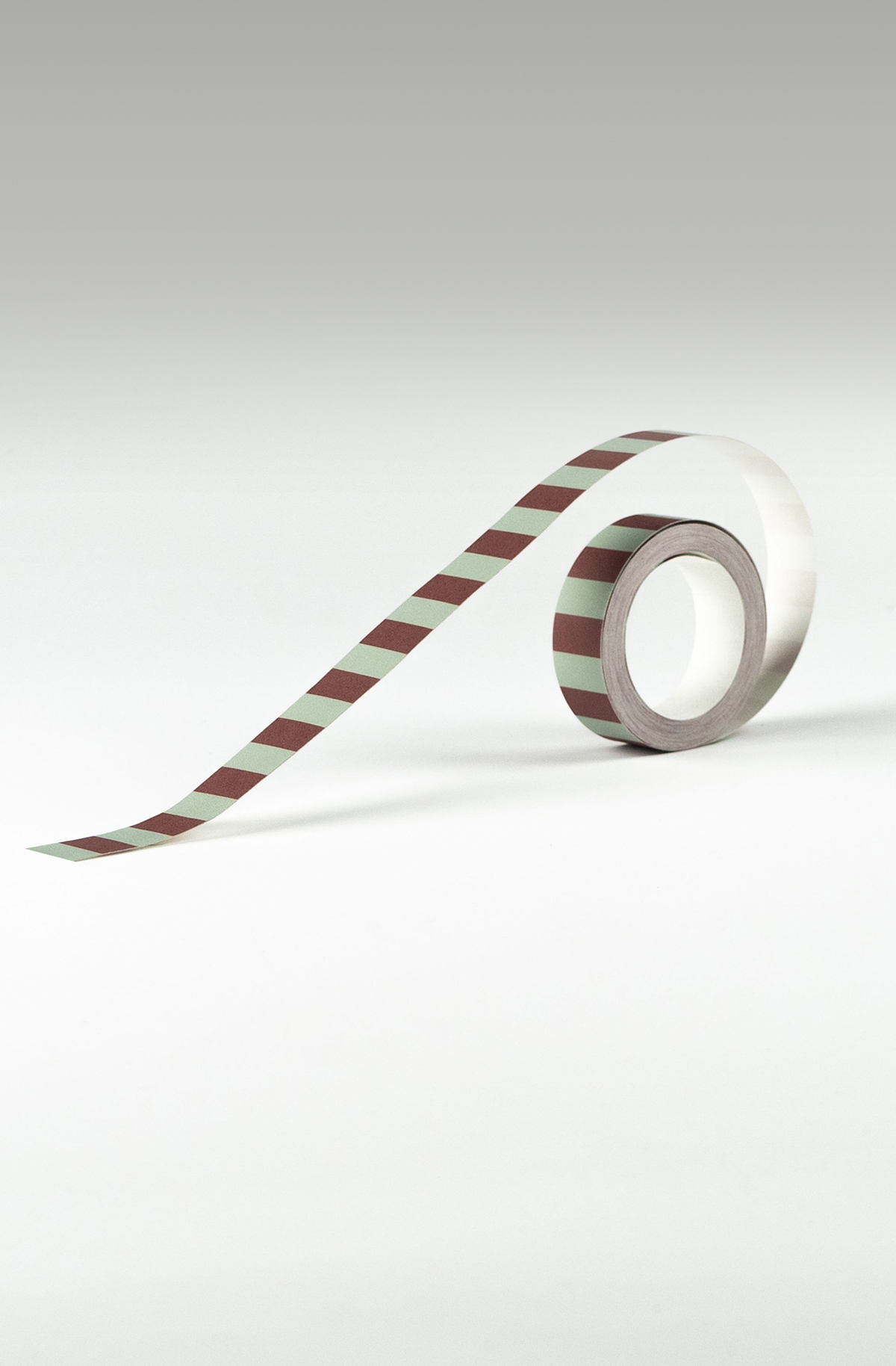 Galon Pointillé Rétro céladon bordeaux - Galons et Frises de Casadéco | Réf. GAFR200478704