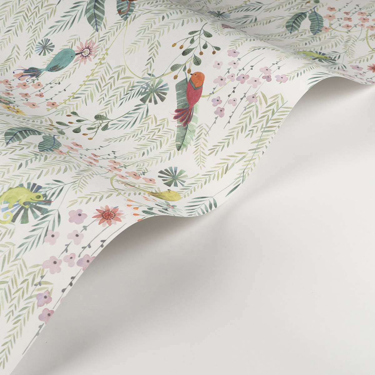 Papier peint Jungle Tropical Forest multicolore blanc - Once Upon A Time 2 de Casadéco AMBV | Réf. OUTD200757447