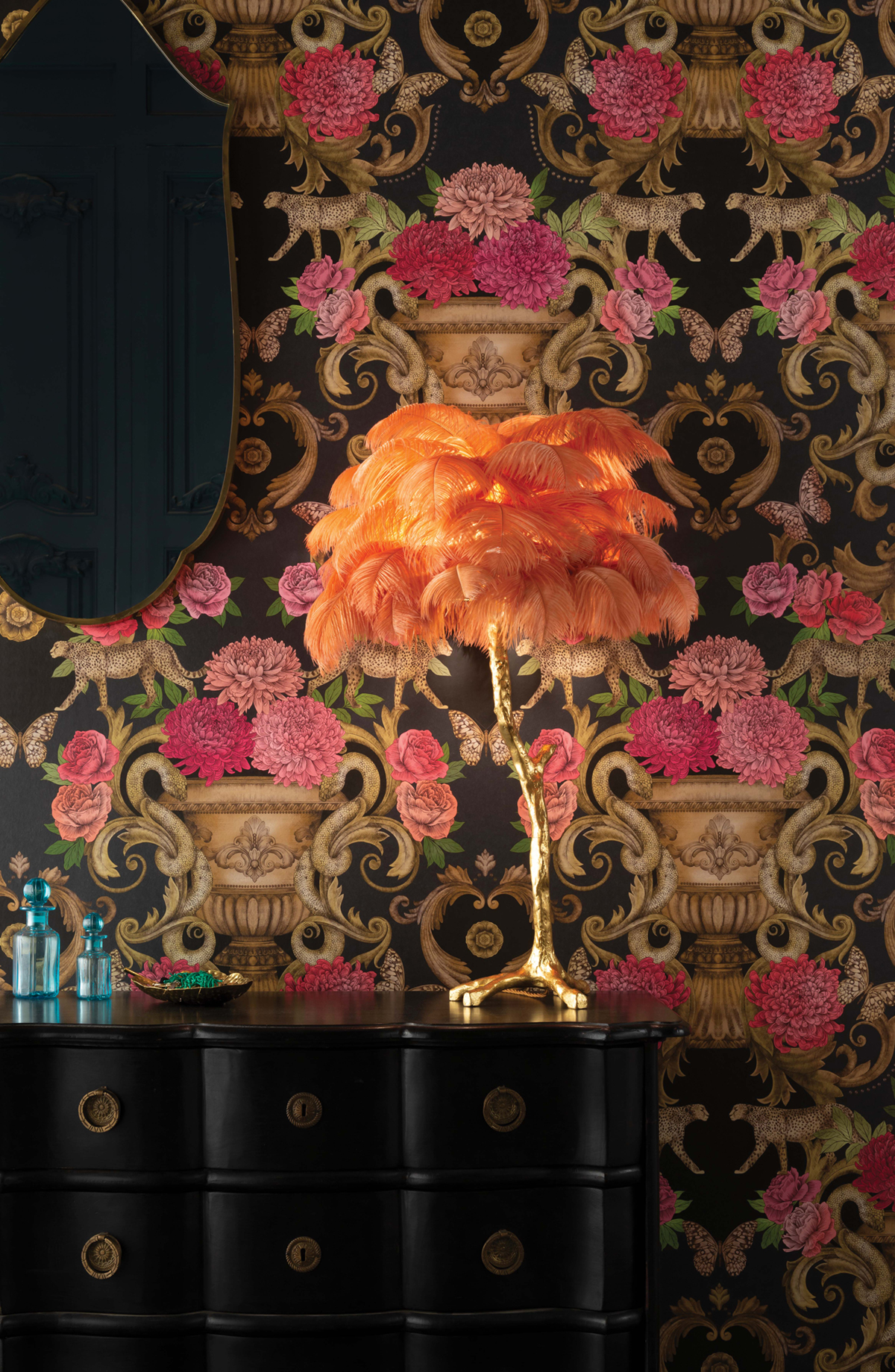 Papier peint Exotique Château noir - DayDreams et The Wallpaper Collection de Matthew Williamson | Réf. OSB-W7490-02