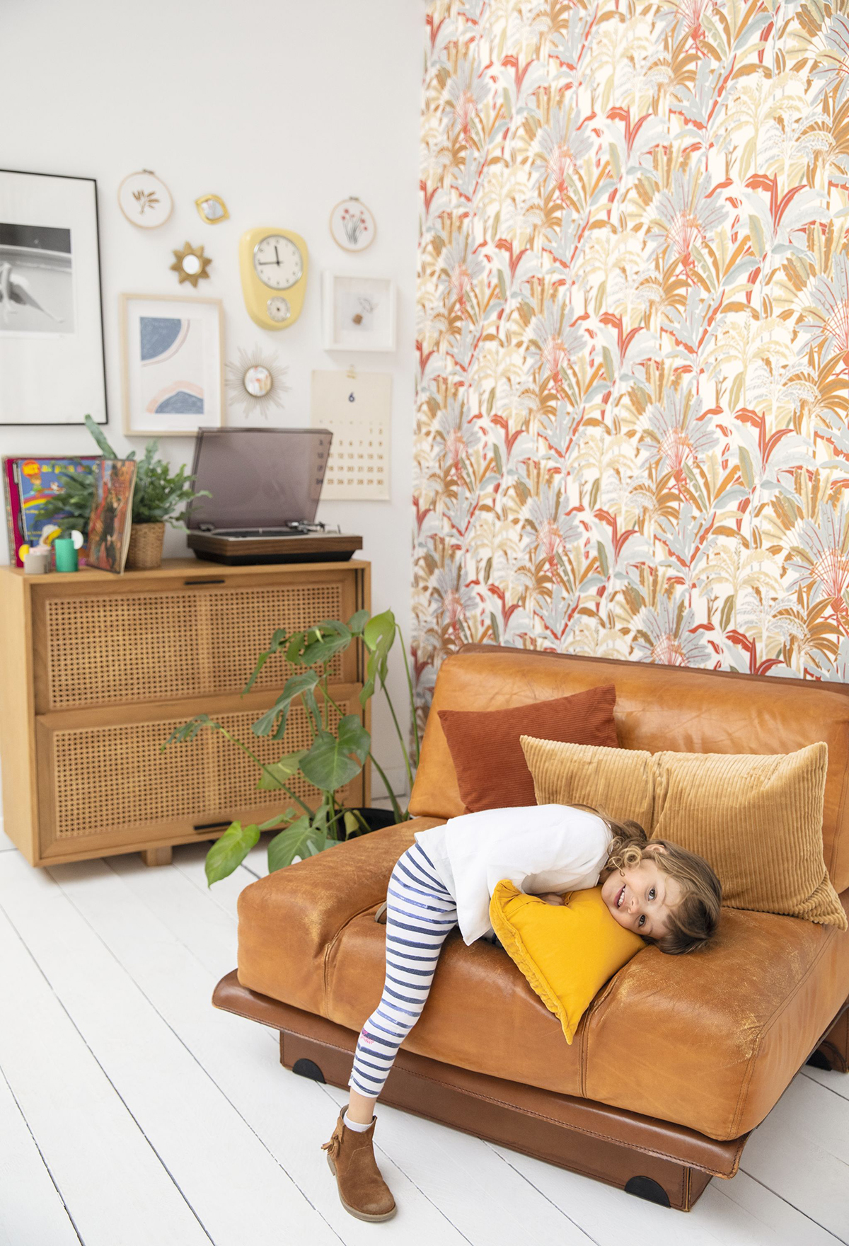 Papier peint Jungle Evasion orangé - L'escapade de Casélio | Réf. EPA102302685