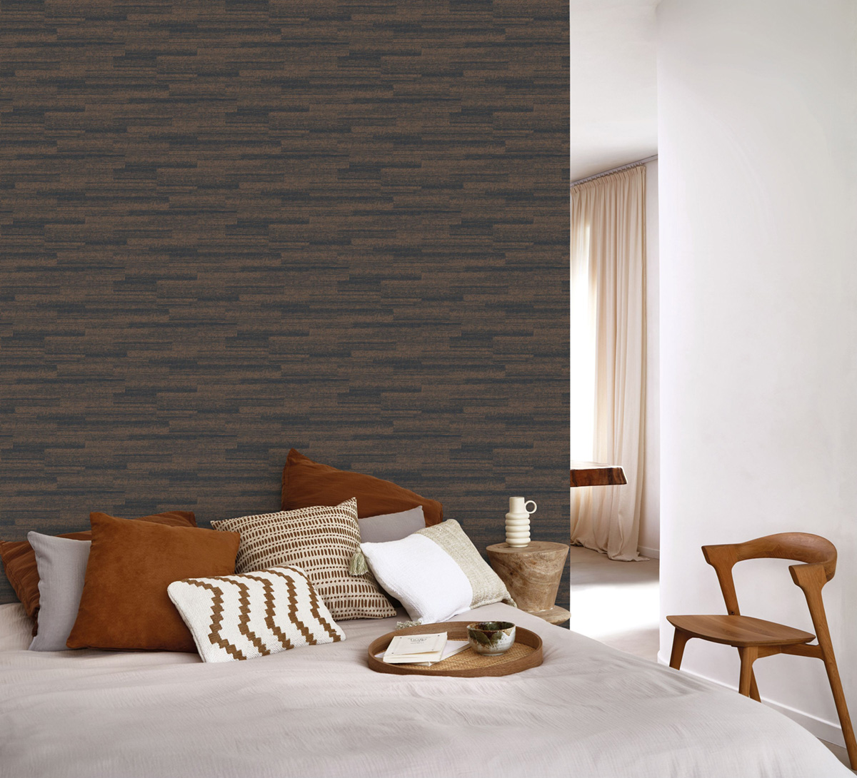 Papier peint Faux Uni Métallisé Pietra bleu nuit irisé - Matera de Casadéco | Réf. MATA201146996