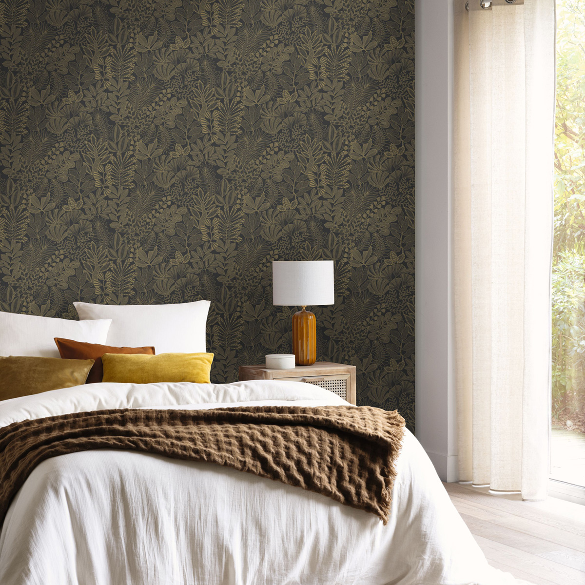 Papier peint Golden Jungle noir doré - Moonlight 3 de Casélio | Réf. MNL3107169265