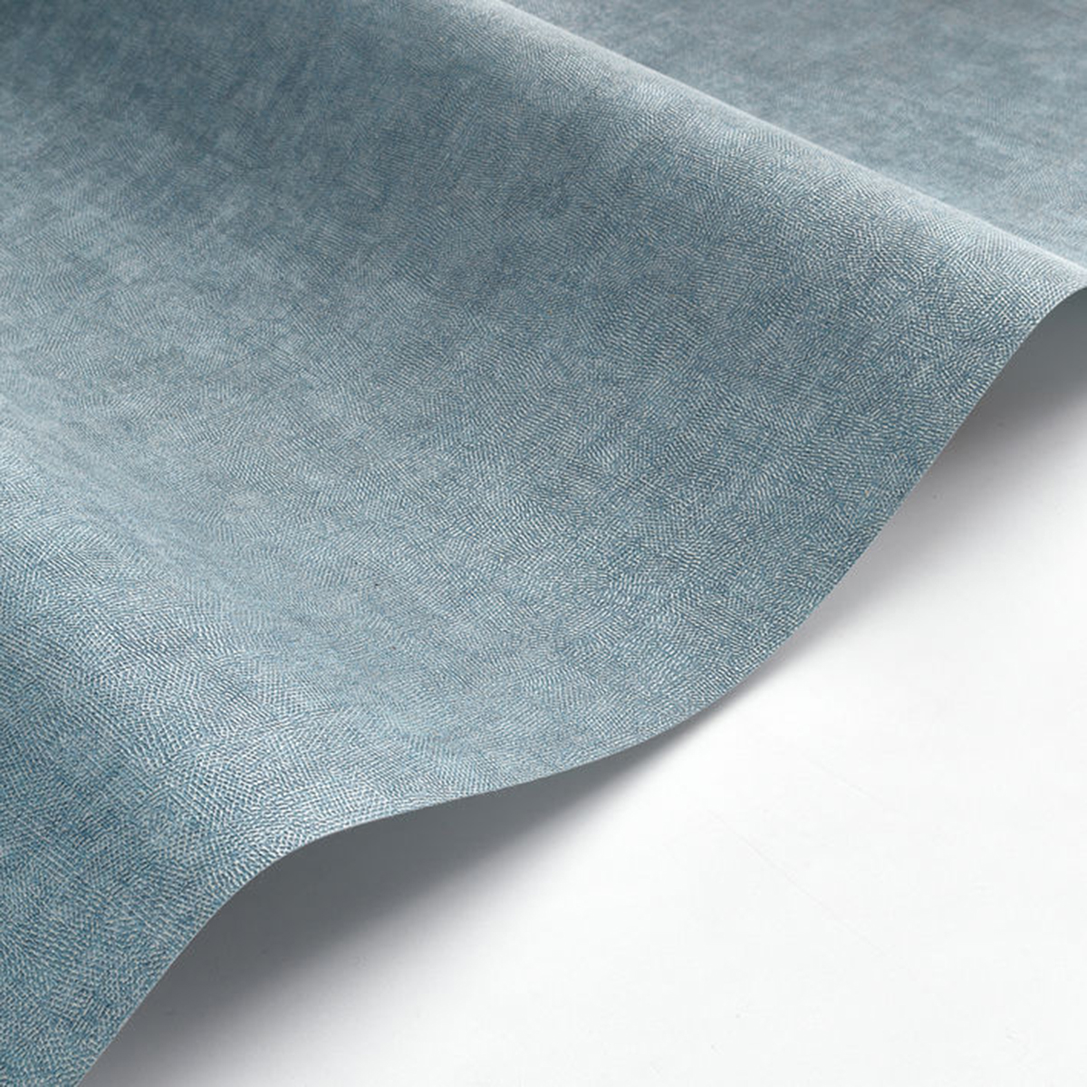 Papier peint Faux Uni Empreinte bleu orage argenté - Riverside 4 de Casadéco | Réf. RIVI88706357