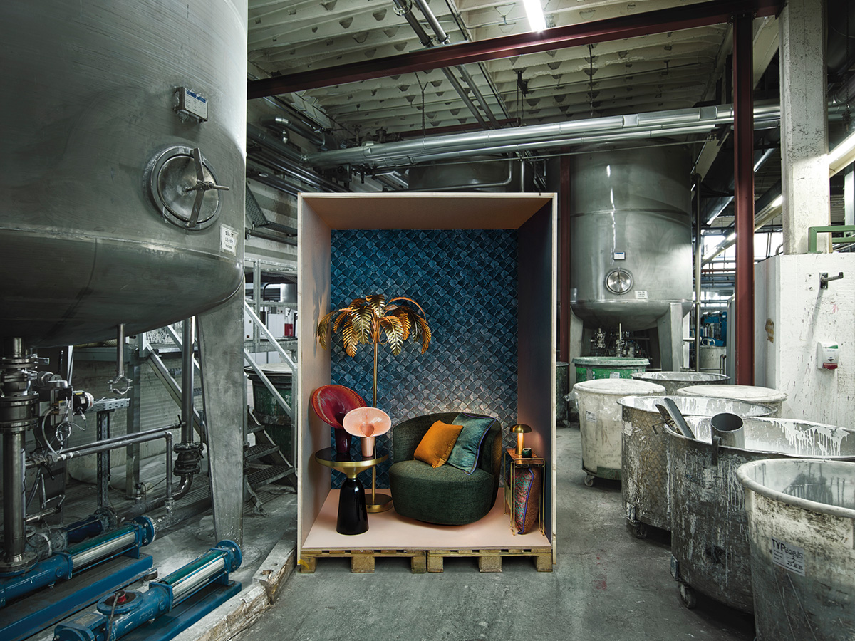 Papier peint Pierre Mur bleu métallisé - Eclectic de Montecolino AMB1| Réf. MC-34910