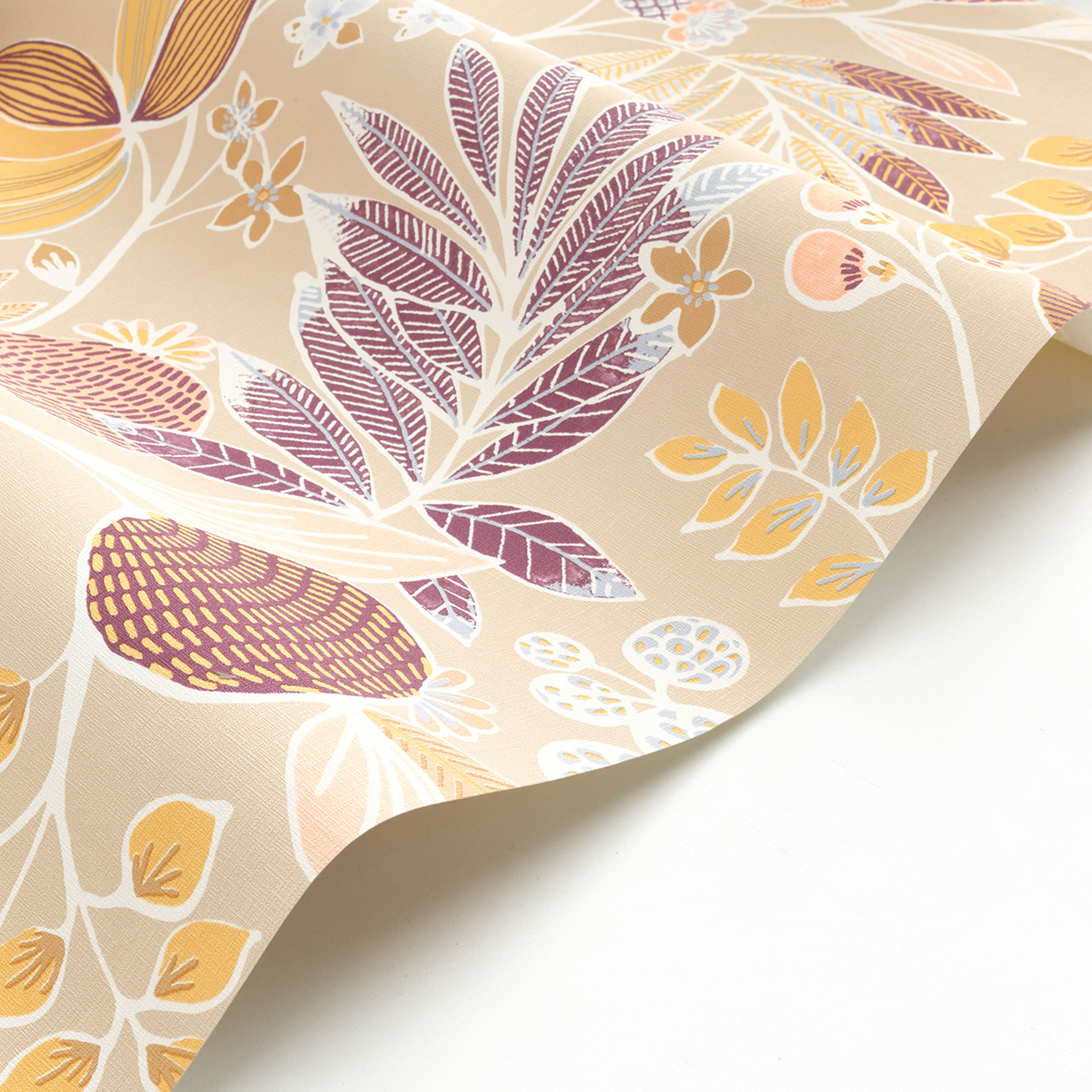 Papier peint Feuillage Palm Springs prune bleu beige - California de Casadéco AMB5 | Réf. CALF88801414