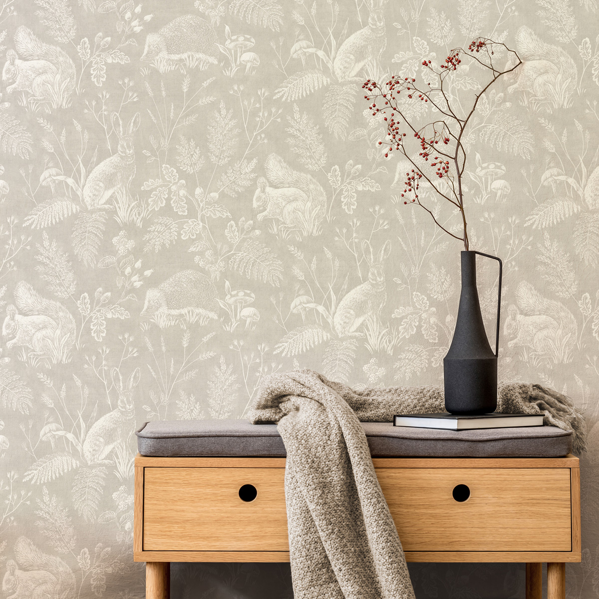 Papier peint Toile de Jouy Animaux Woodland beige - Beaux Arts de Lutèce | Réf. LTC-M1800