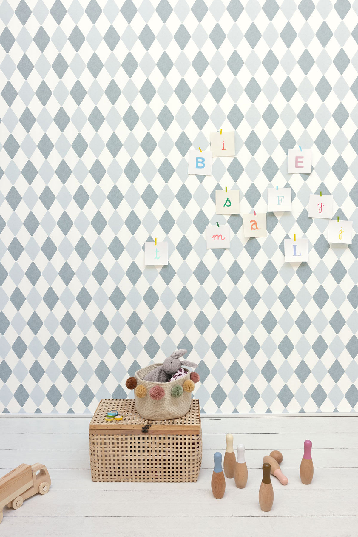 Papier peint Arlequin Danser bleu - Autour du Monde de Casélio AMB2 | Réf. ADM103576066