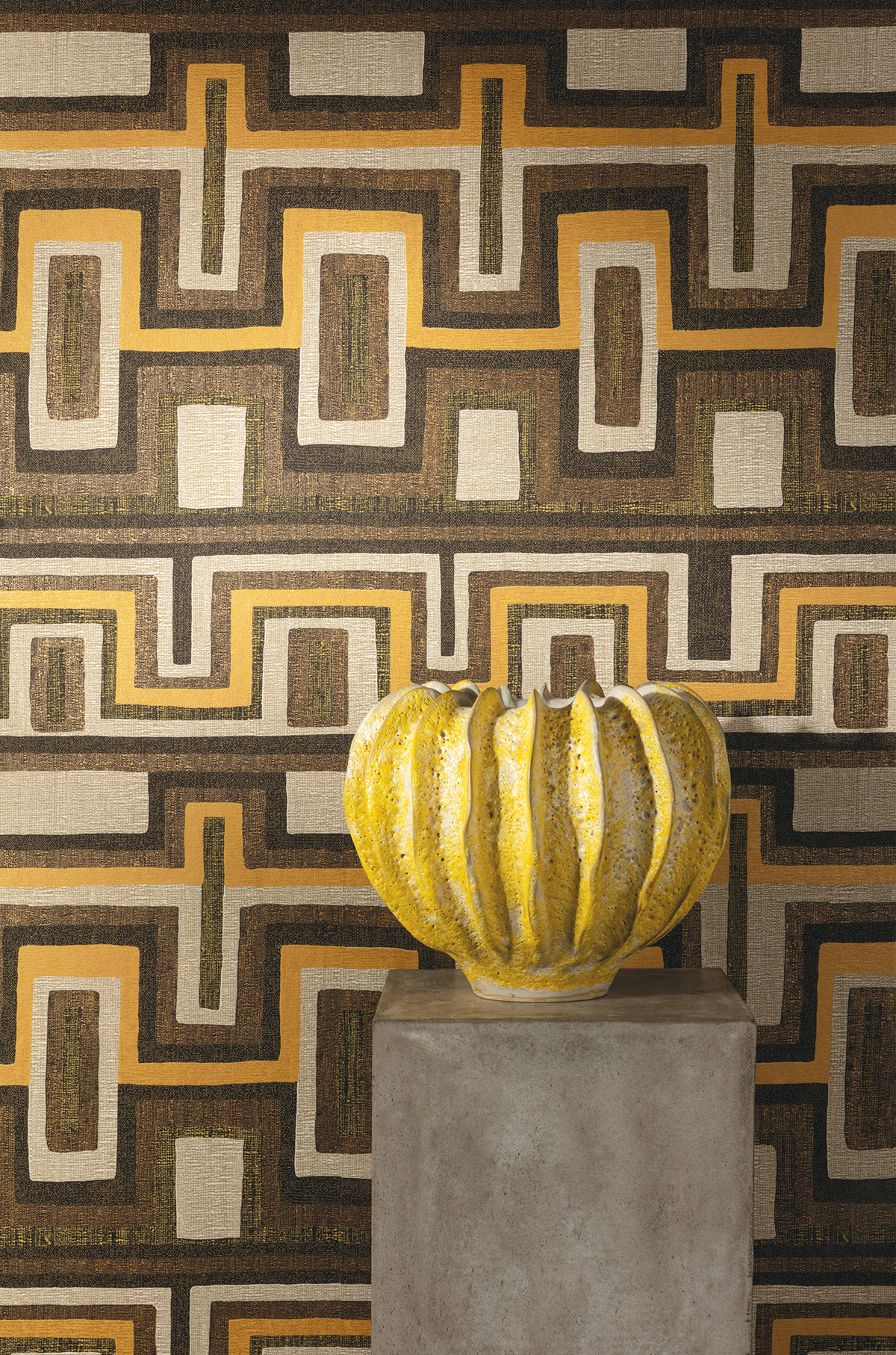 Papier peint Géométrie Tapis Morelos jaune soleil - Amani de Masureel | Réf. MAS-AMA002