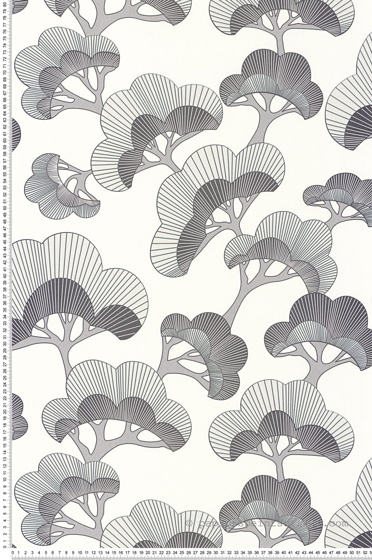 Papier peint Pin Goyo Matsu blanc gris - Kyoto de Casadéco | Réf. KYTO88719211