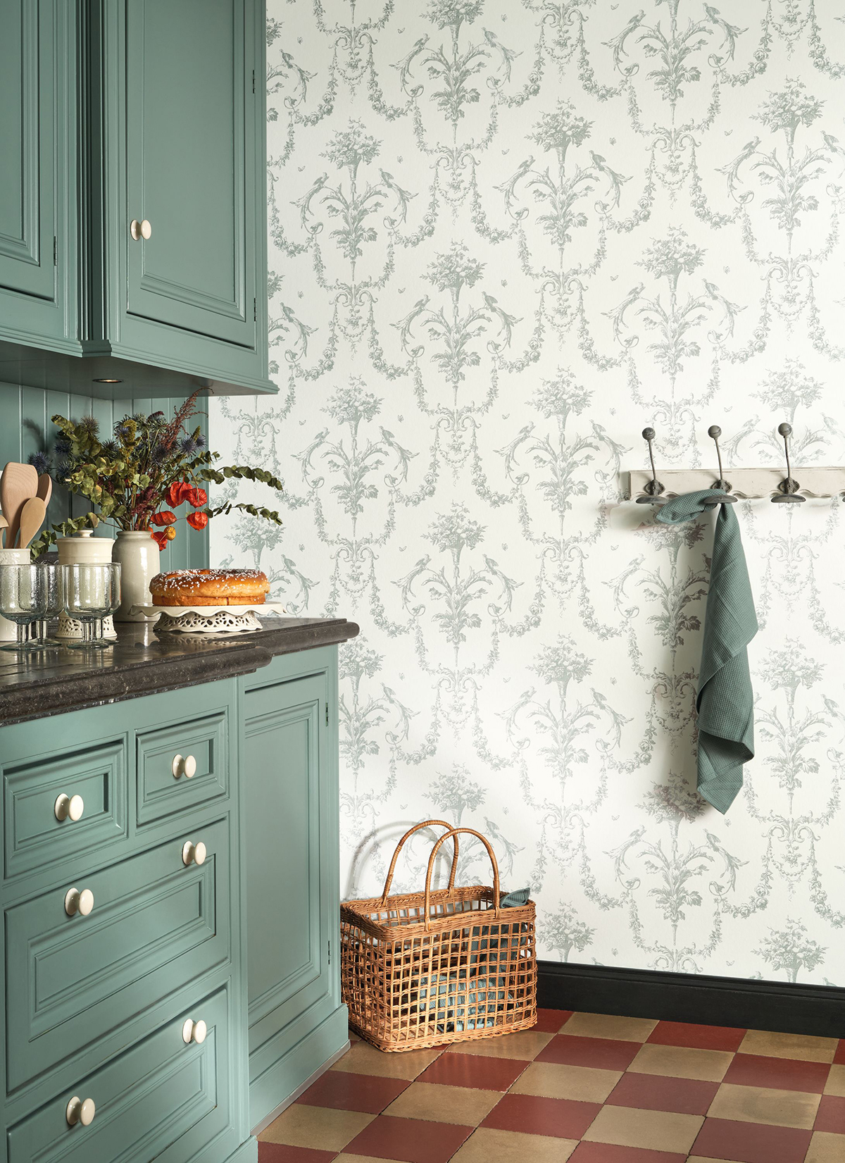 Papier peint Corne d'Abondance vert sauge irisé  - Les Belles Toiles De Jouy de Casadéco | Réf. LBTJ87927323