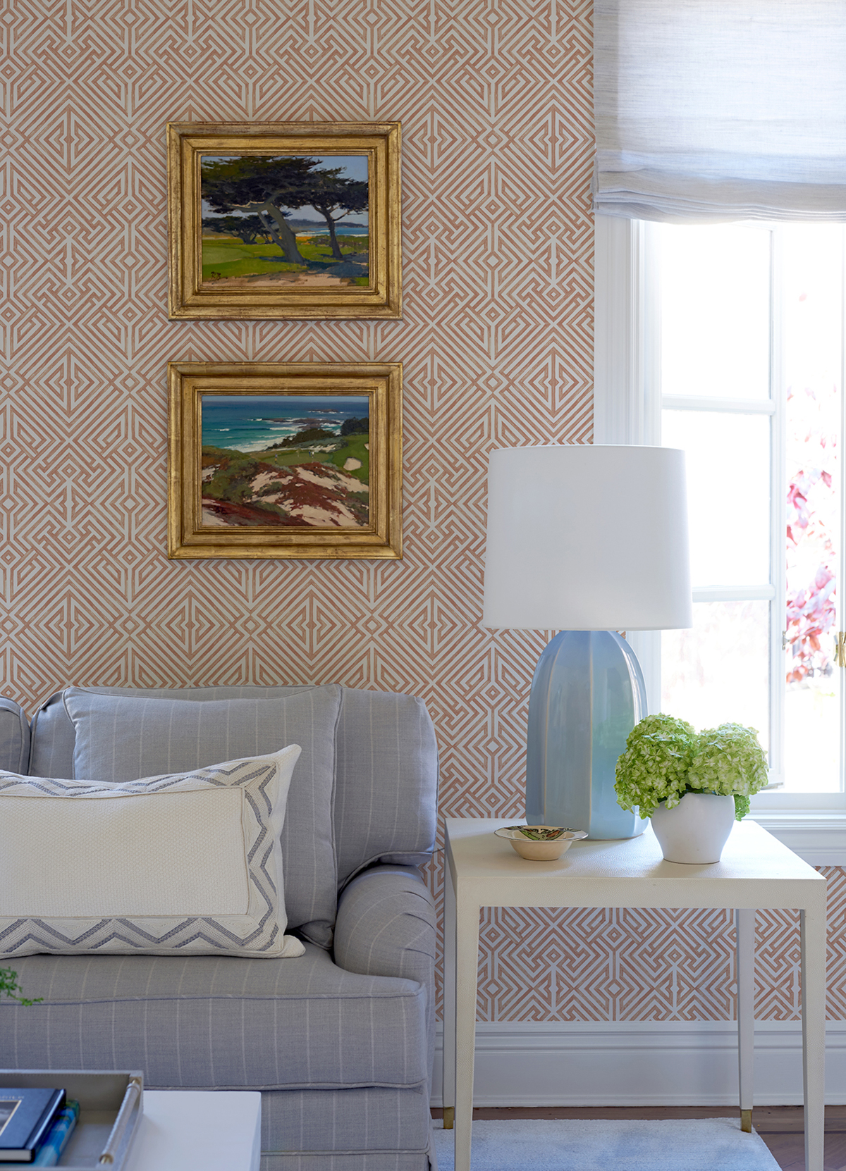 Papier peint Treillis Géométrique Lyon rose corail - Delicatesse de Lutèce | Réf. LTC-FD26848