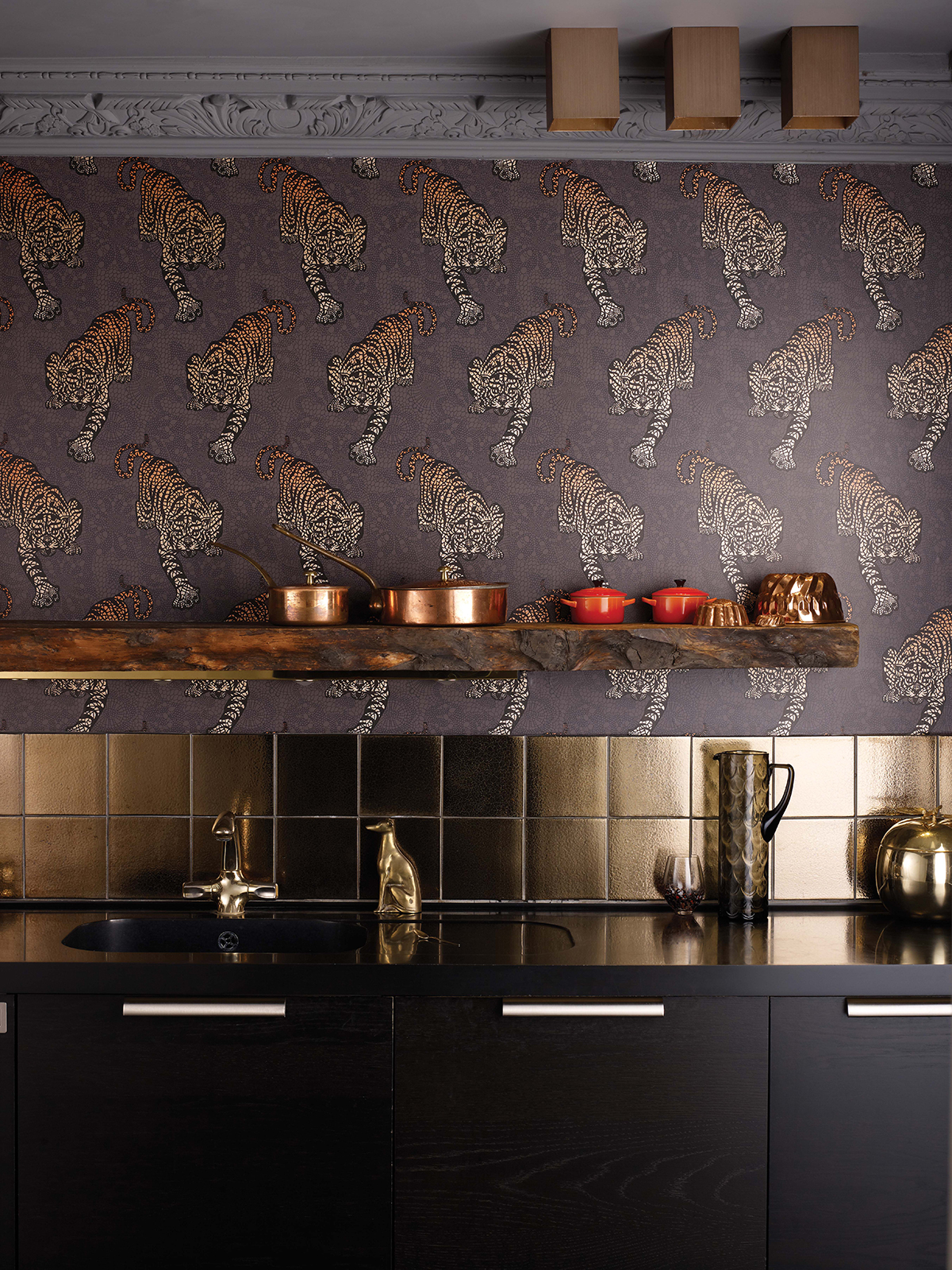 Papier peint Tigre Mandala marron et doré - The Wallpaper Collection de Matthew Williamson | Réf. OSB-W6542-01