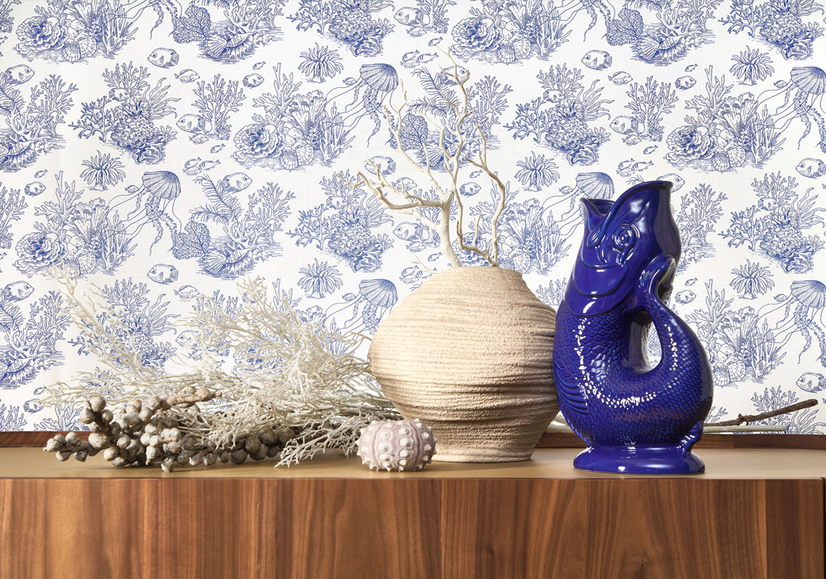 Papier peint Toile de Jouy Marin Côte Sauvage bleu - Seaside de Casadéco | Réf. SEAS201476446