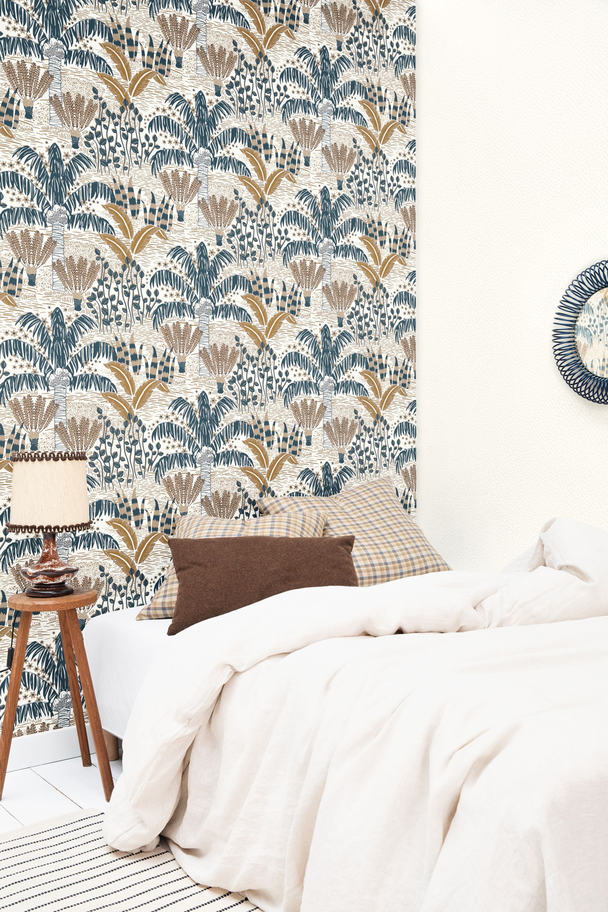 Papier peint Palmier Palmeraie bleu ocre - L'Epopée de Casélio AMB2 | Réf. EPO103696027