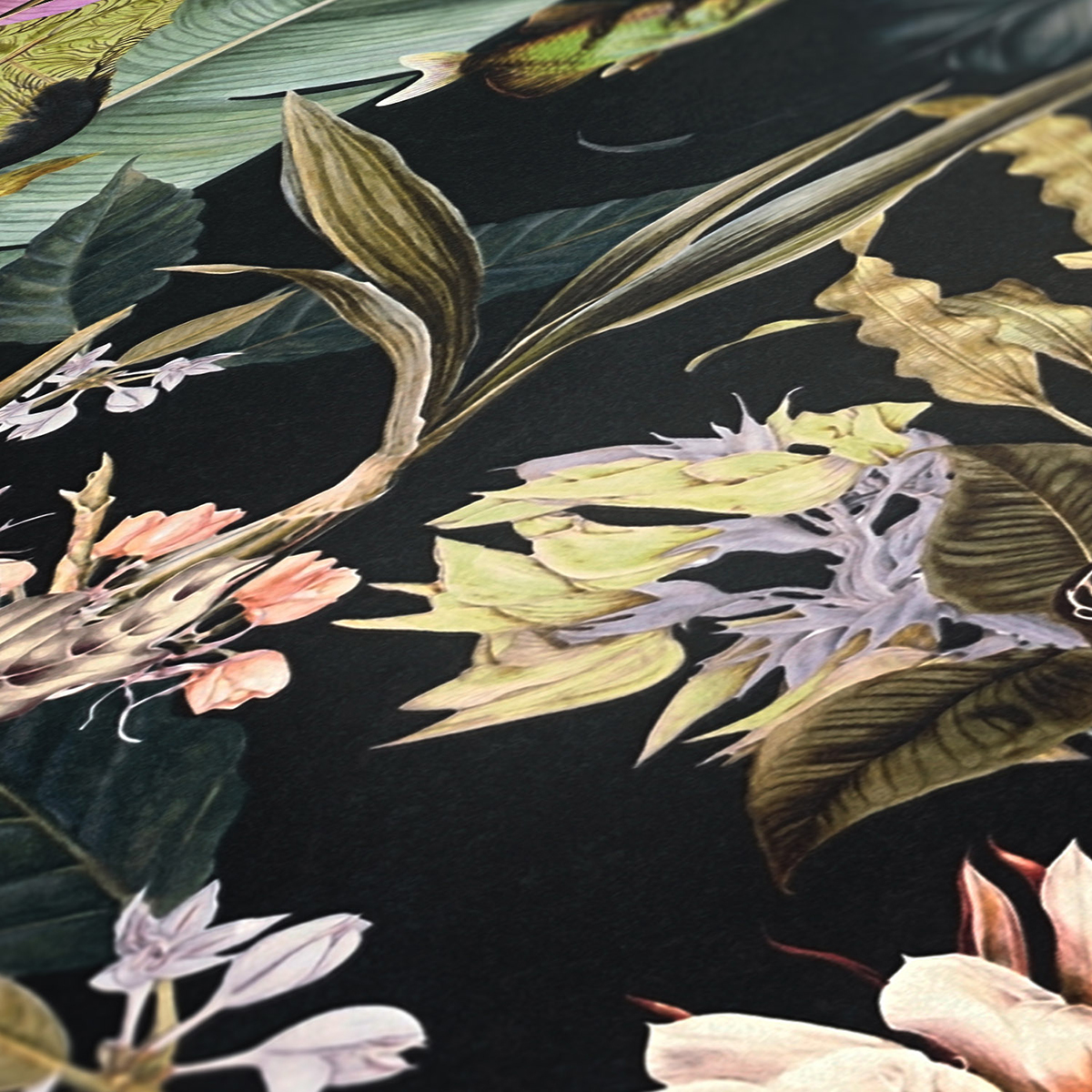 Papier peint Tropical et Animaux noir - Dream Flowery de Architects Paper | AMB Réf. 38176-1