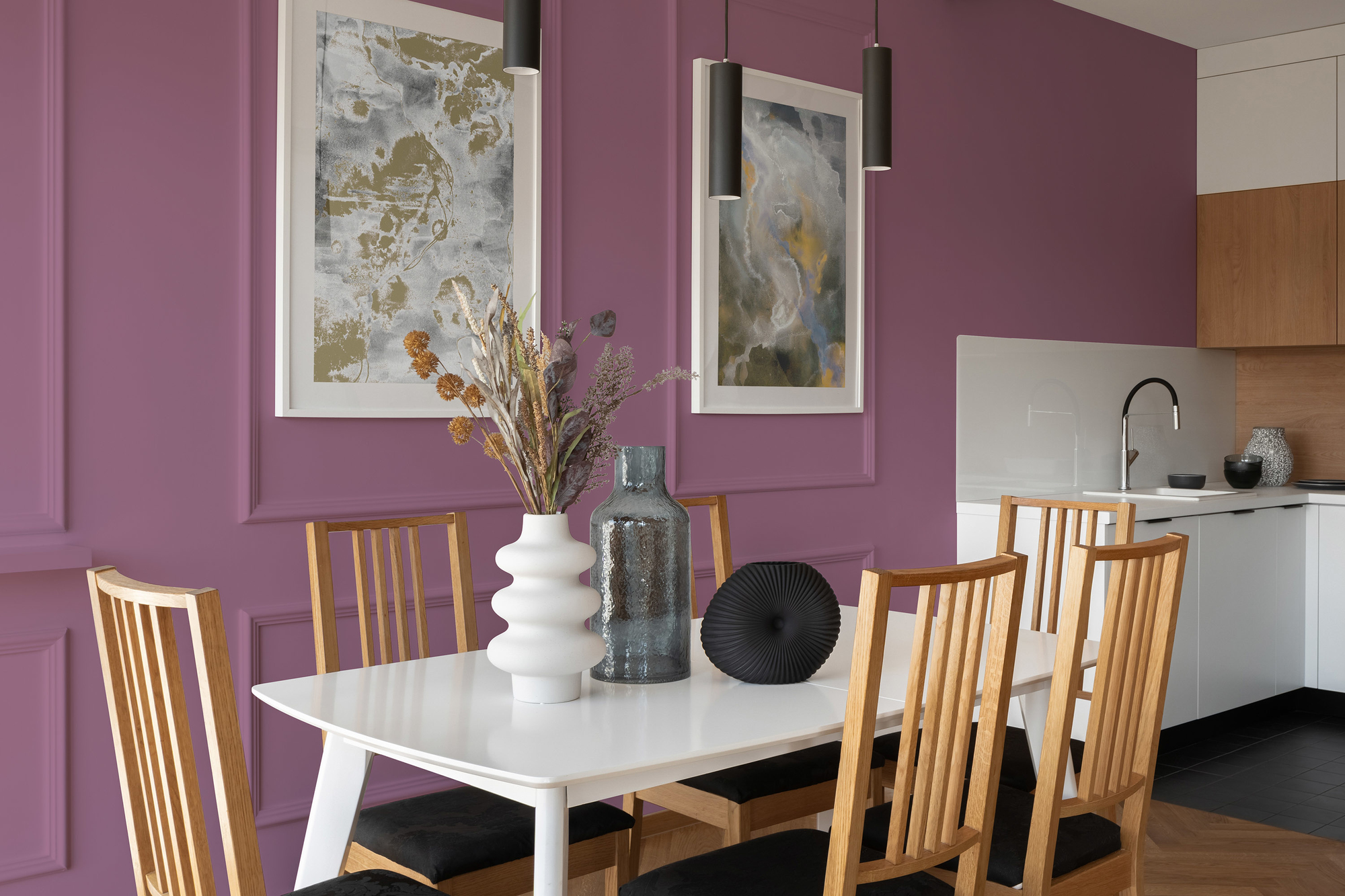 Photo numéro 2 d'une pièce avec un mur peint avec la peinture  Puro violet lovely rose  - c2011