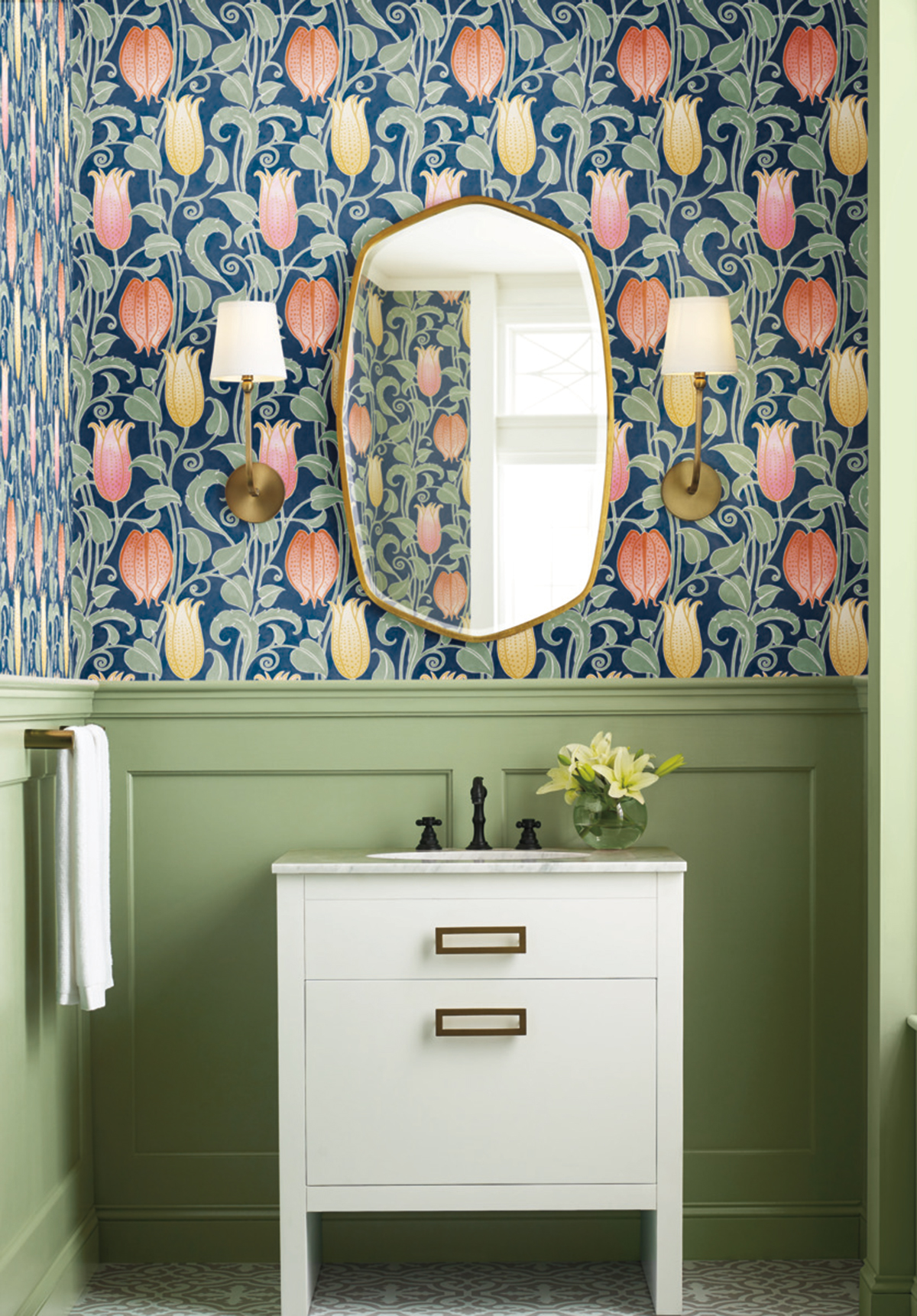 Papier peint Fleur Cloche Canterbury bleu nuit - Arts & Crafts d'Initiales | Réf. INI-AC9203