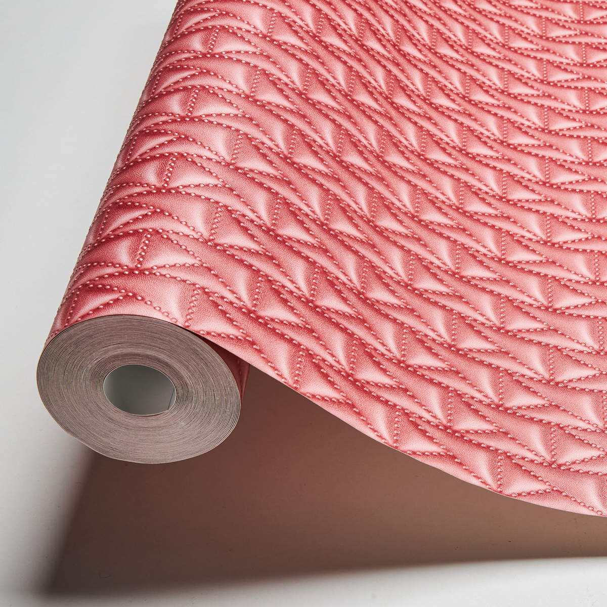 Papier peint Matelassé Vanessa rouge tomette - Karl Lagerfeld de Montecolino | Réf. MC-37844-2