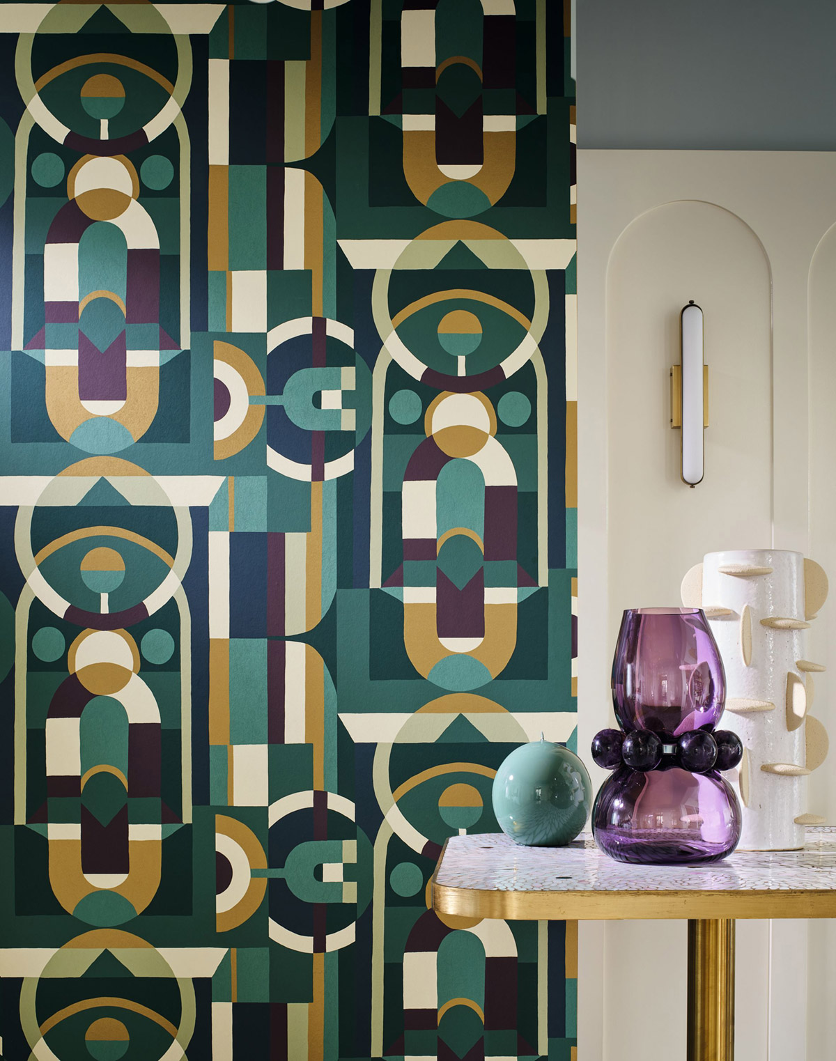 Papier peint Art Déco Vitrail émeraude doré - Faubourg des Lumières de Casamance AMB2| Réf. CAS-76250610