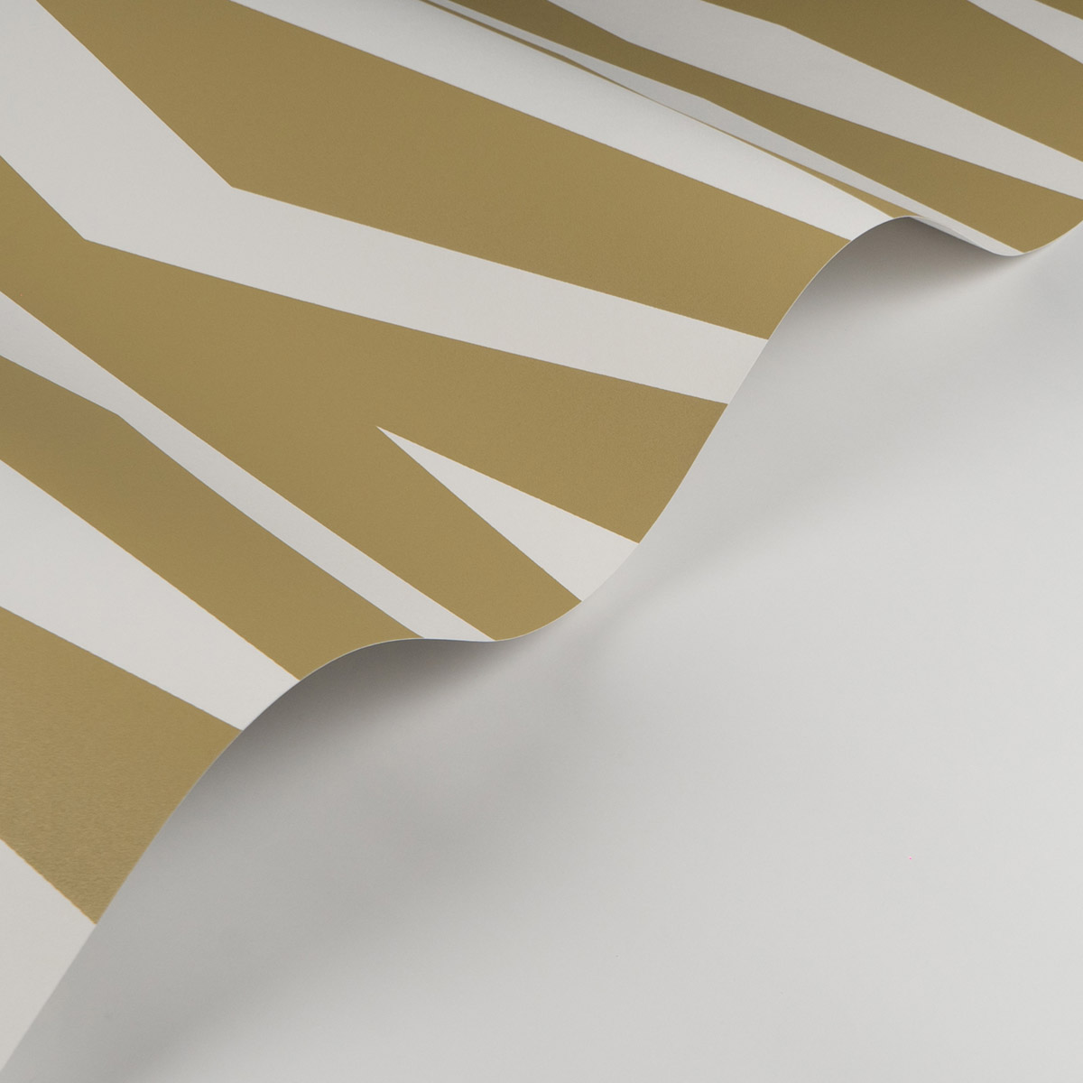 Papier peint Rayures Zebra vert olive - Color Game de Casadéco AMB| Réf. GAME200637414