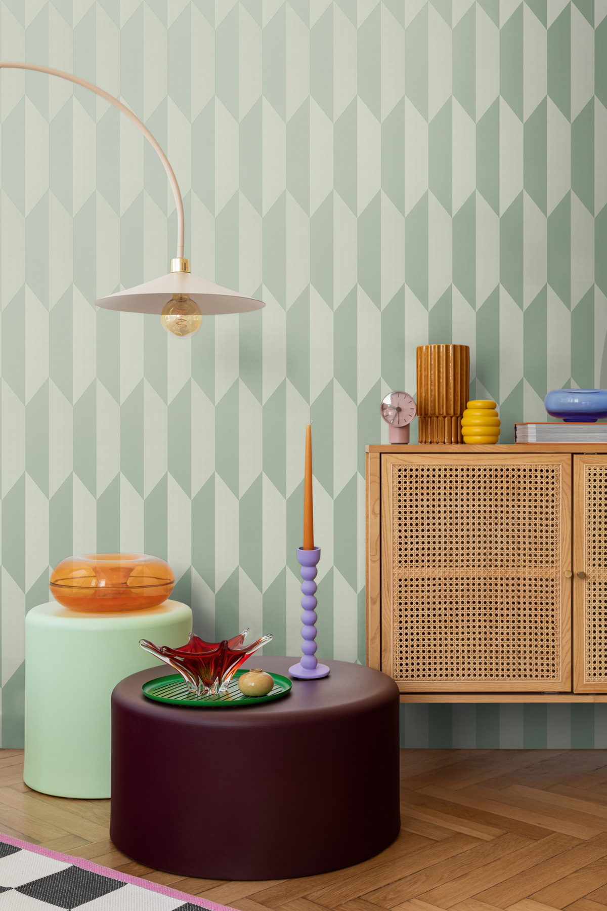 Papier peint Damier Graphique Groove vert amande métallisé - Cosmoliving d'A.S. Création AMB3 | Réf. AS-790864