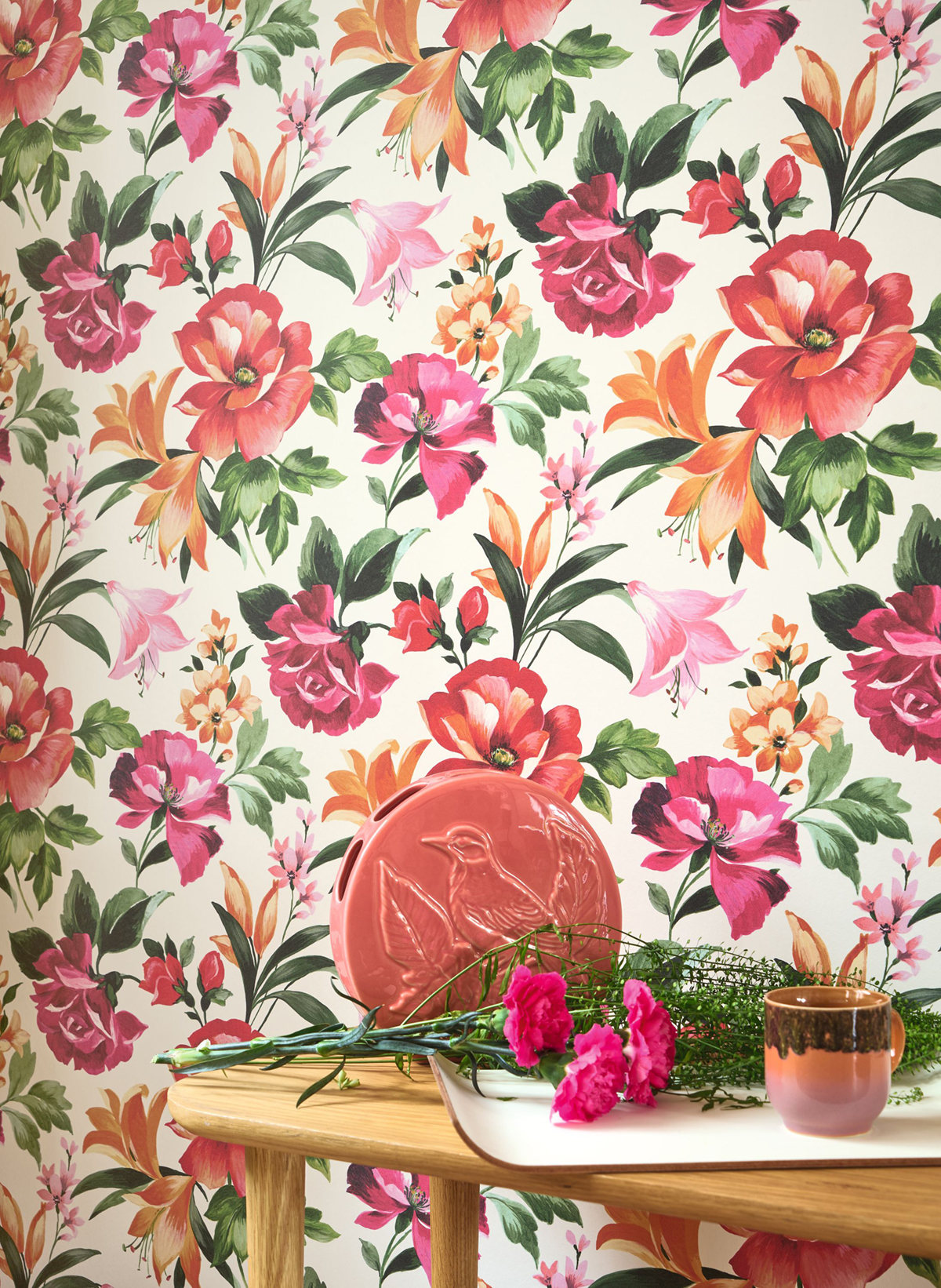 Papier peint Bouquet d'été rouge passion - Le Beau Jardin de Casadéco AMB2 | Réf. BJAR202578654