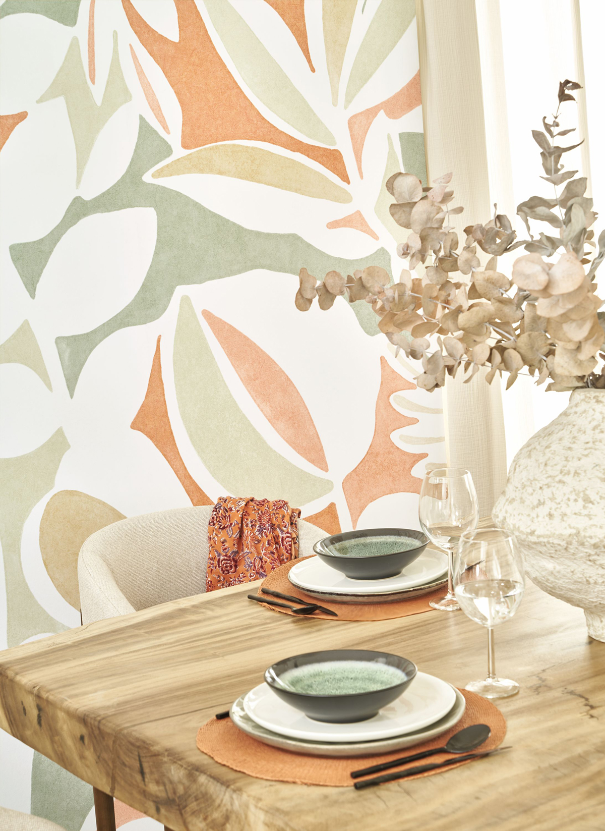 Papier peint panoramique Feuille Place des Lices terracotta S 210X250 - Echappée Belle de Casadéco AMB2| Réf. ECHA89887216