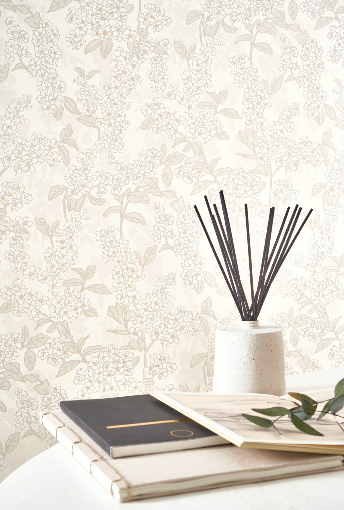 Papier peint Fleurs Ume blanc coton - Kyoto de Casadéco AMB2 | Réf. KYTO88730119