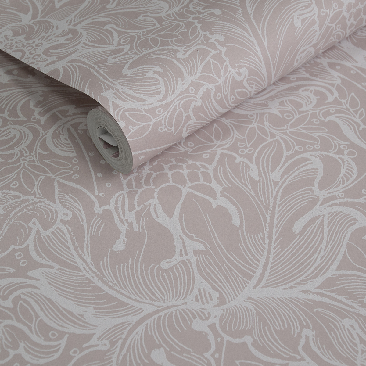 Papier peint Fleur Renaissance Baroque rose pâle - The Wall Llewelyn-Bowen de Lutèce | AMB2 Réf. LTC-LB25145