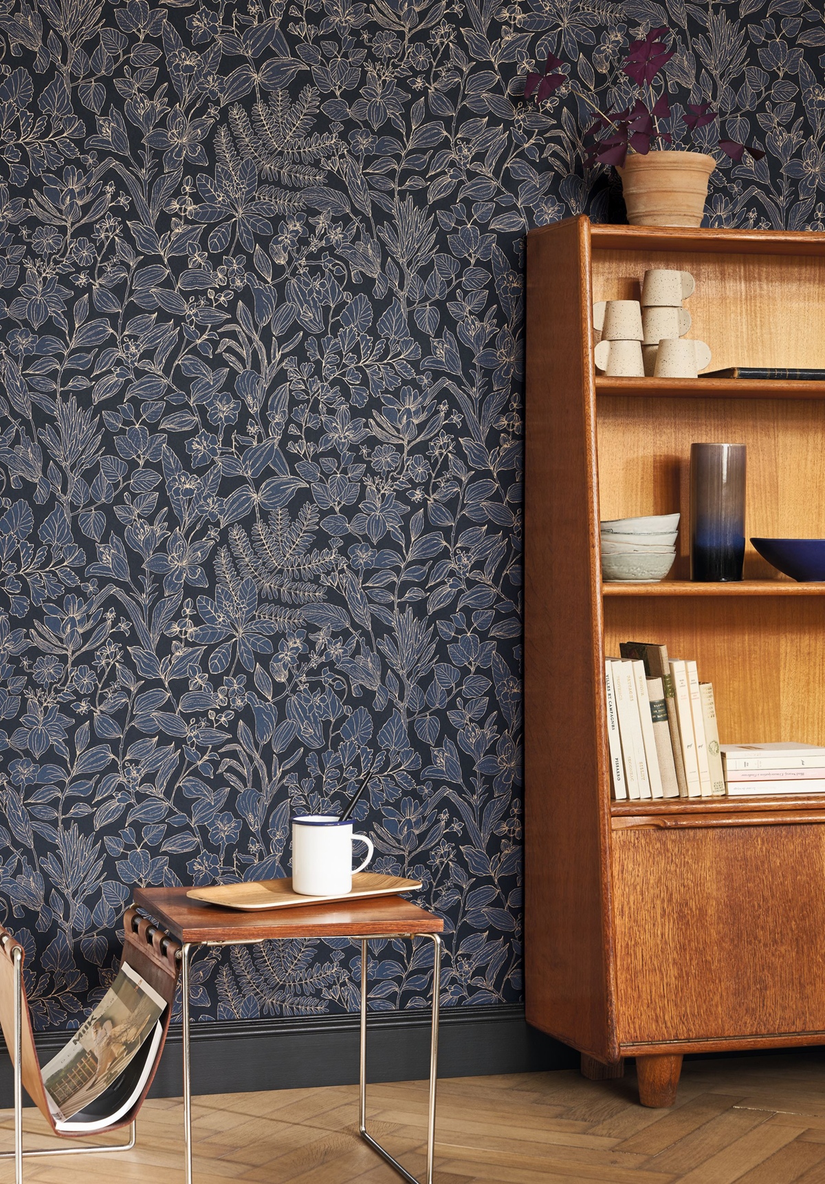 Papier peint Feuille Esquisse bleu nuit - Gardens de Casadéco | Réf. GADN87596983