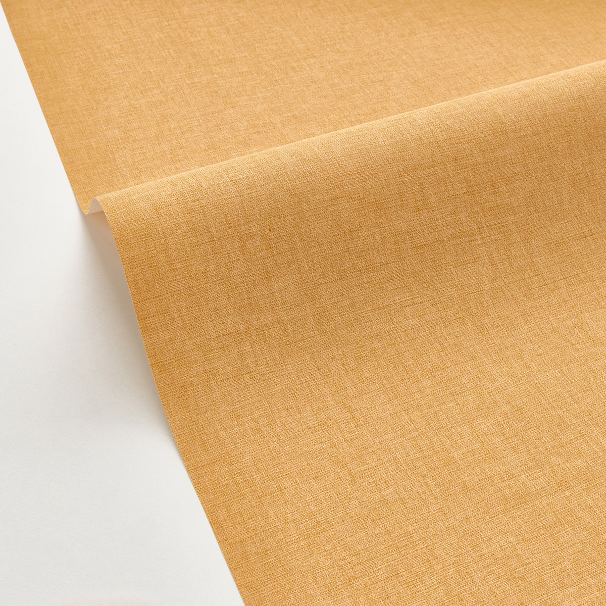 Papier peint Faux Uni Tissage curry - Art of Botany de Casélio AMBV | Réf. AOB103222440