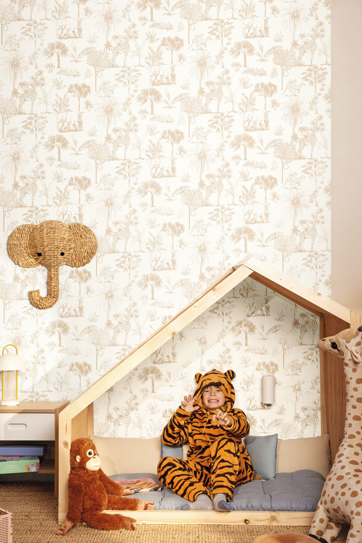 Papier peint Animaux Balade dans la Savane beige - Les Minis Mondes de Casélio | Réf. MNM105731010