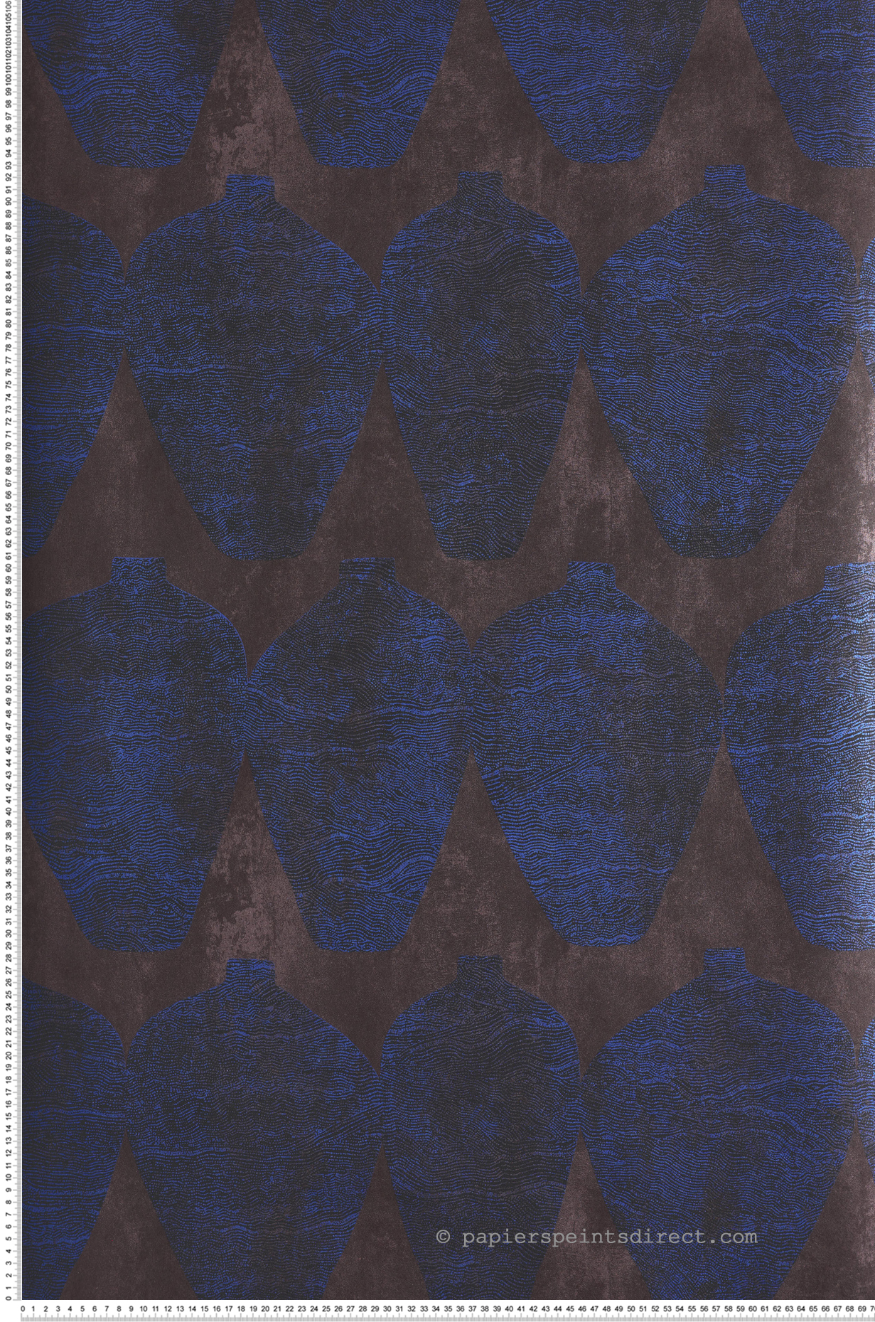 Papier peint Vase Ethnique Hemia indigo métallisé - Terra de Masureel | Réf. MAS-TER205