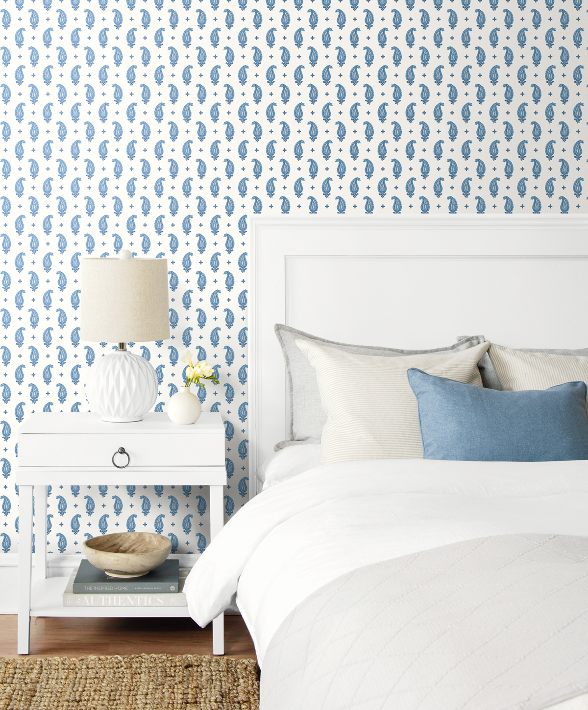 Papier peint Plumetis Cachemire Maia bleu écru - French Country d'Initiales | Réf. INI-FC62412