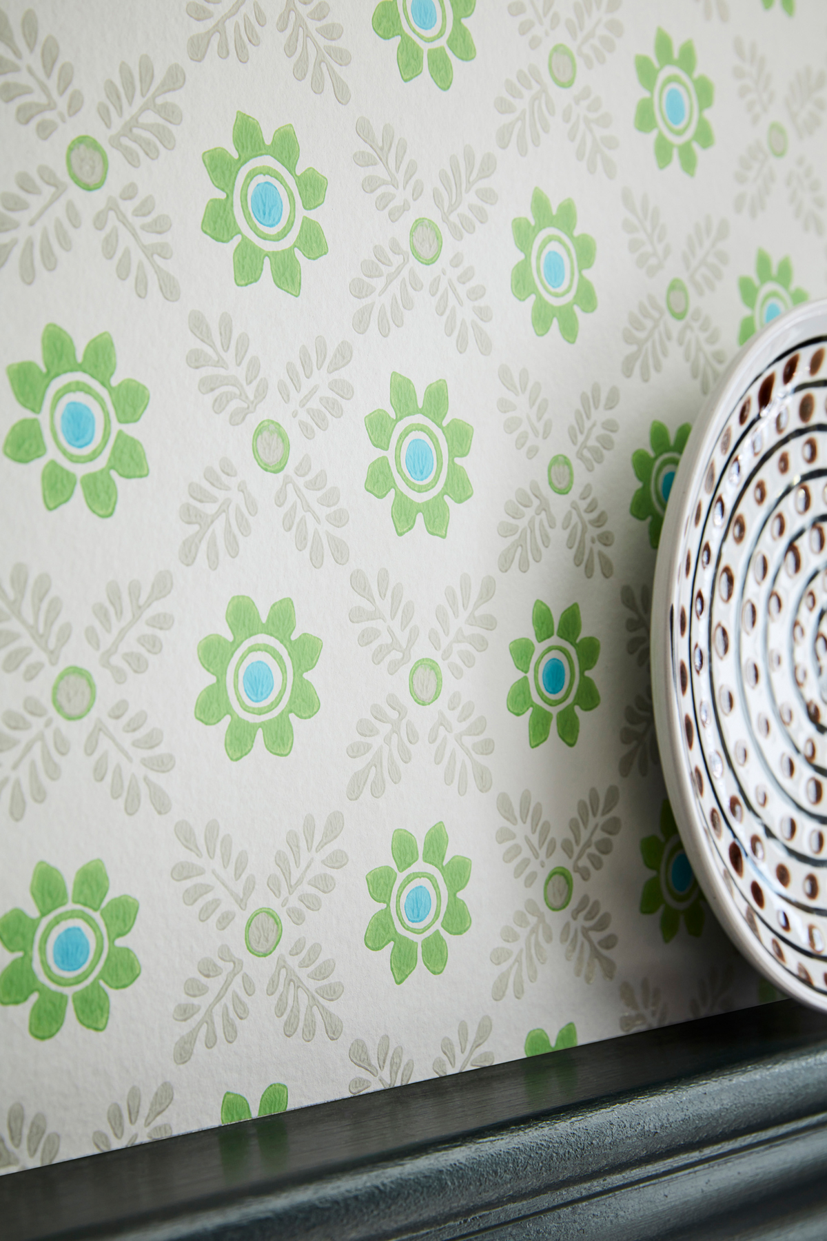 Papier peint Fleur Ditsy Block Phthalo - National Trust Papers 4 de Little Greene AMB2 | Réf. 0267DIPHTHA