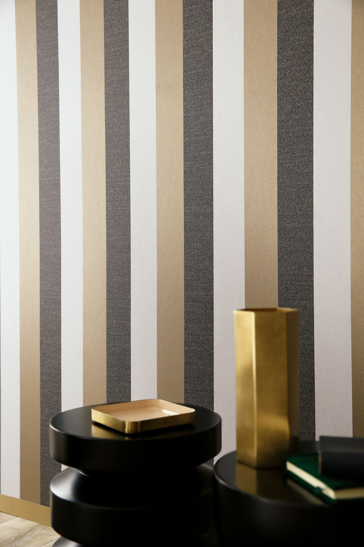 Papier peint rayures Prose Noir/Mordoré - Misura de Casamance AMB2 | Réf. CAS-74491742