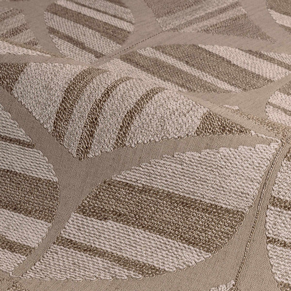 Papier peint Géométrie Tressée Filandra taupe - Broderies de Casamance | Réf. CAS-76982446