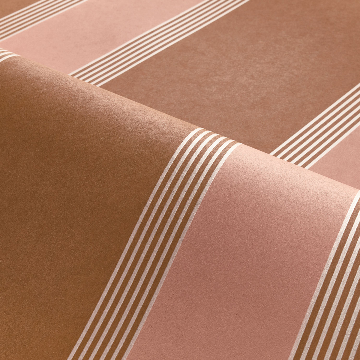 Papier peint Rayure Auteuil ambre nude - Square Jasmin de Casamance | Réf. CAS-75712344