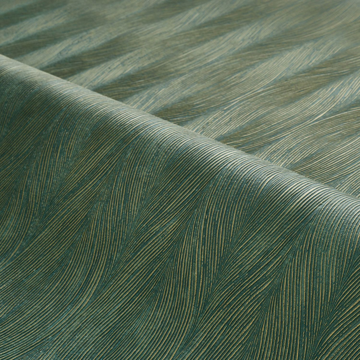 Papier peint Vagues Keramos vert sapin doré - Cérame de Casamance AMB3| Réf. CAS-76113160