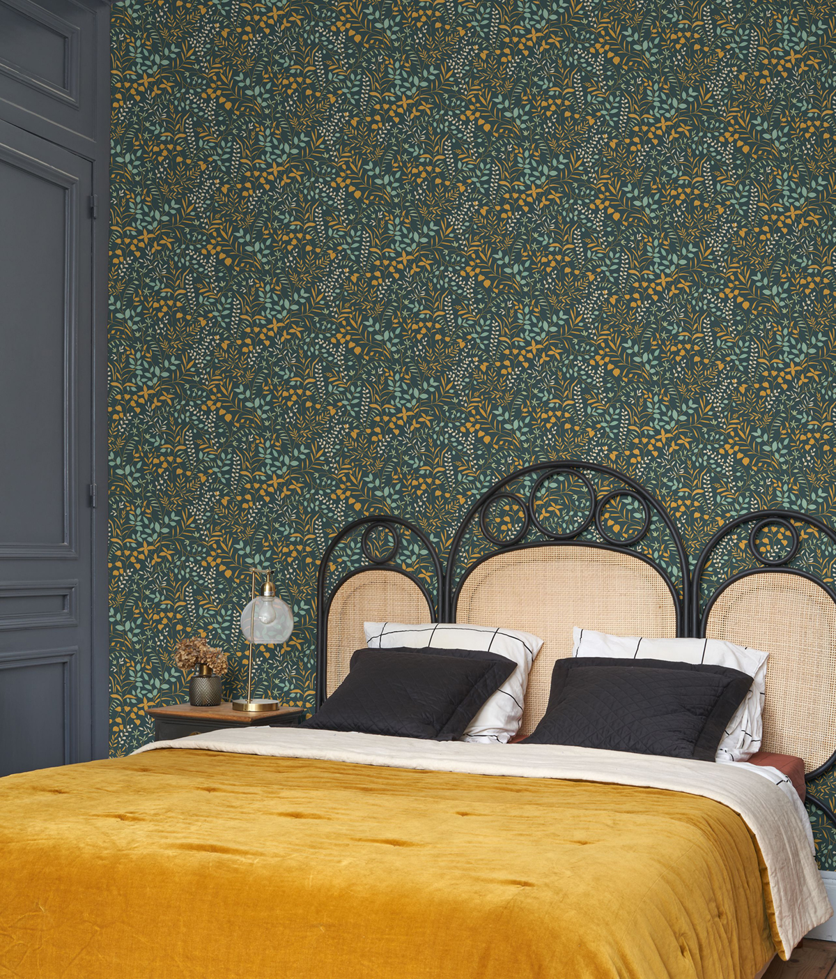 Papier peint Branche Scandinave Bastide nuit ocre - Echappée Belle de Casadéco | Réf. ECHA89837227