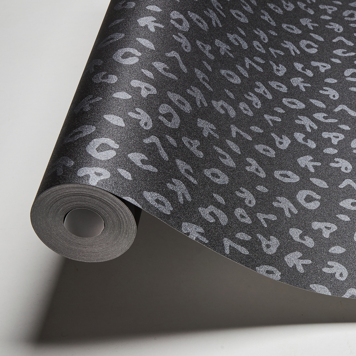 Papier peint Léopard Anna noir - Karl Lagerfeld de Montecolino AMB | Réf. MC-37856-5