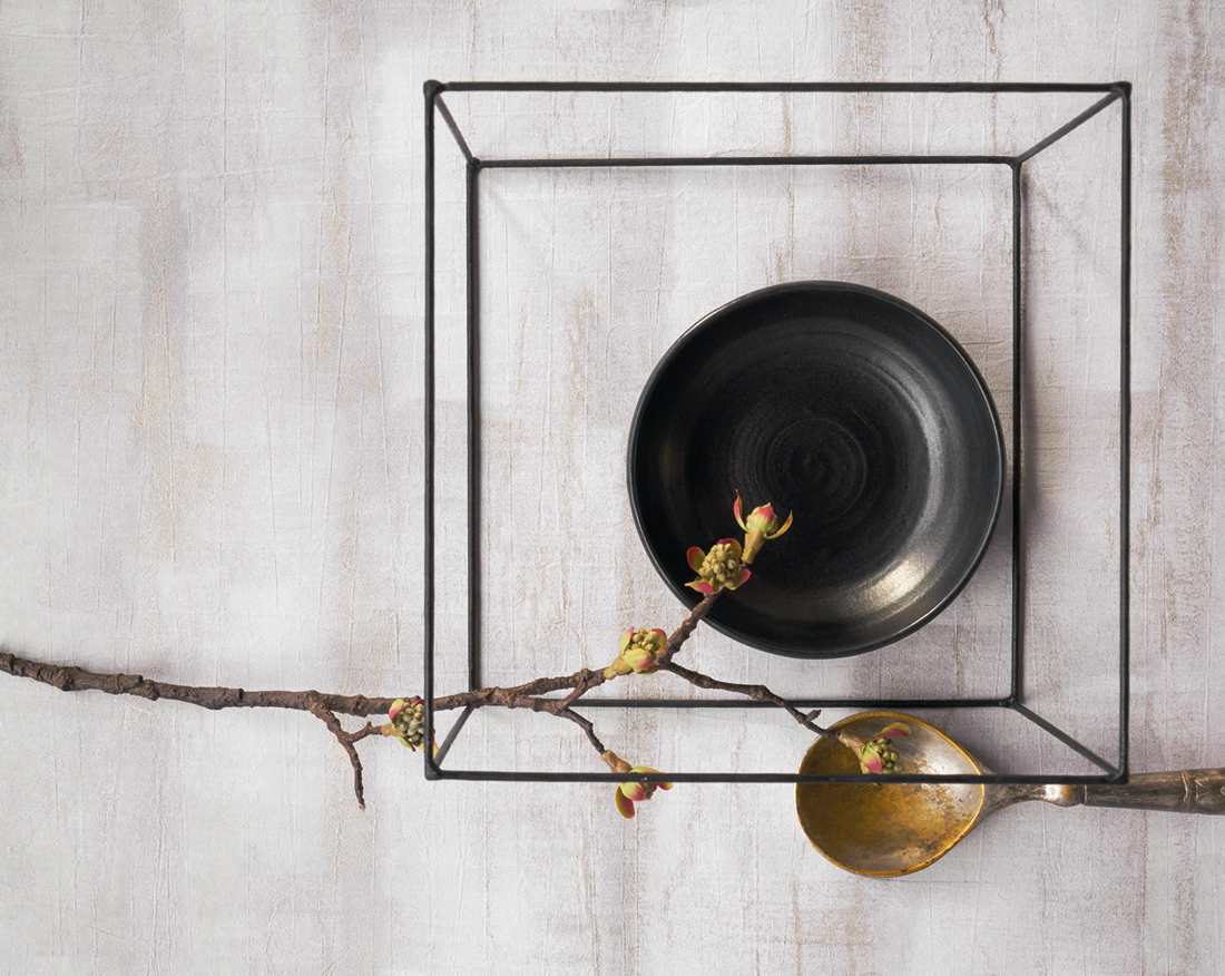 Papier peint Biwa gris clair - Natsu de Casadéco | Réf. NATS82170231