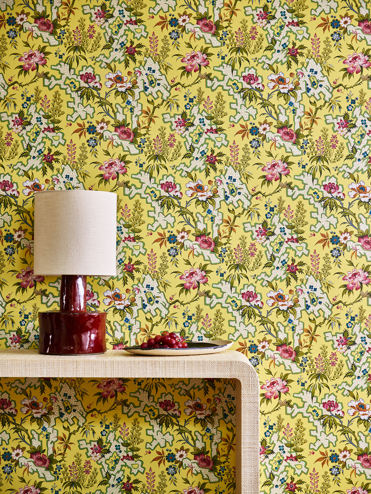 Papier peint Aquarelle Kilburn's Maze jaune citron - V&A Decorative Papers II d'Initiales | Réf. INI-2412-180-01