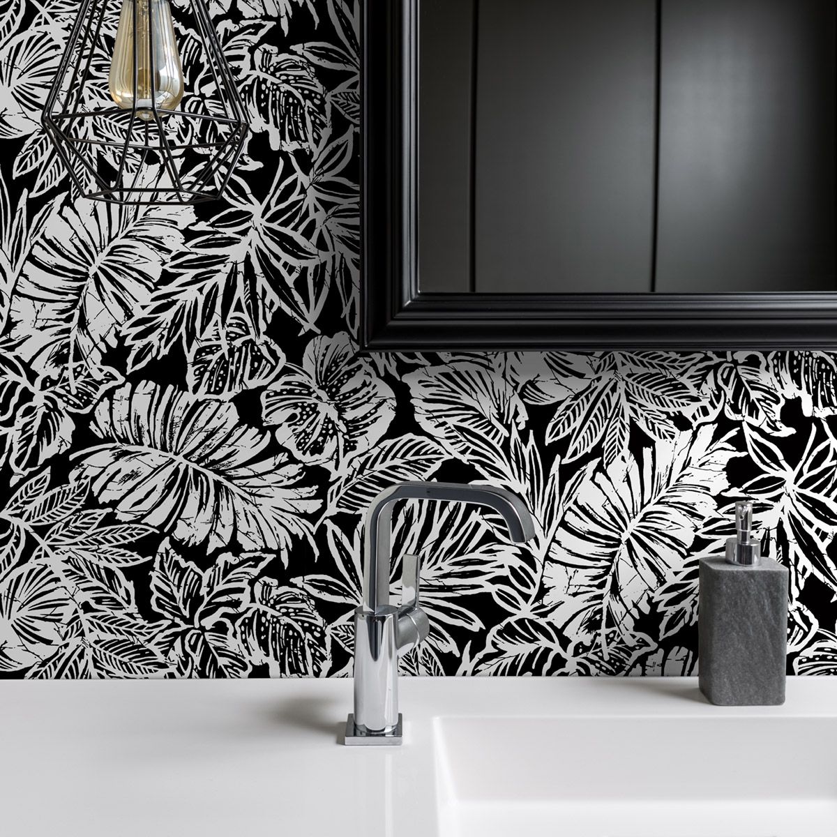 Papier peint adhésif Feuillages Batik Leaf noir - Les Adhésifs de Lutèce AMB3| Réf. LTC-RMK11439